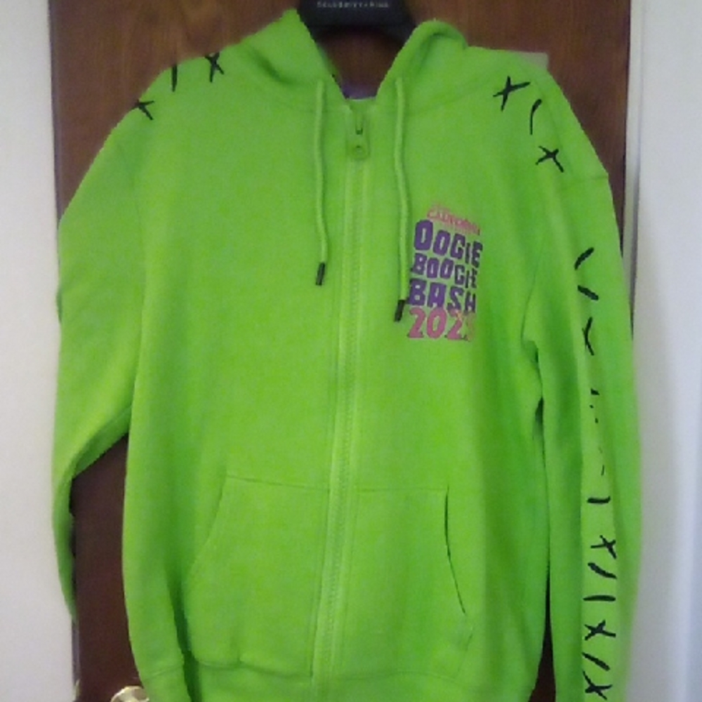 NWOT Disney California Adventure Oogie Boogie Bash 2025 Hoodie, Tim Burton, Sz L